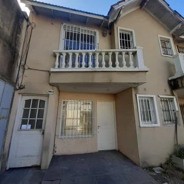 PH 4 amb con cochera y patio en  venta