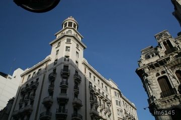 Junta Departamental de Montevideo aprobó nuevas medidas normativas y tributarias para estimular la vida urbana de Ciudad Vieja