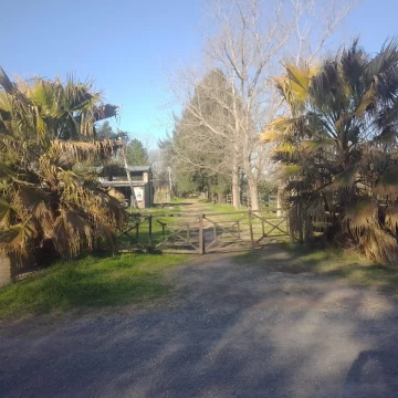 Campo en Venta con Casa/Pileta/ Caballeriza/Cabañas 5,8has en Paraje Los   Muchachos