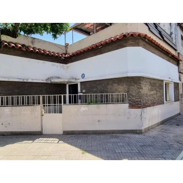 CASA DE 2 DORMITORIOS EN VENTA BARRIO SARMIENTO