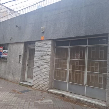 CASA DE 2 DORMITORIOS EN ARROYITO