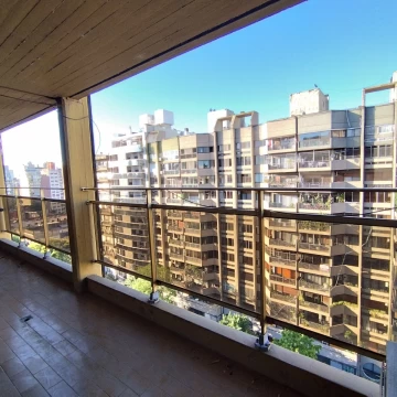 Departamento en alquiler de un dormitorio con balcón al frente ROSARIO