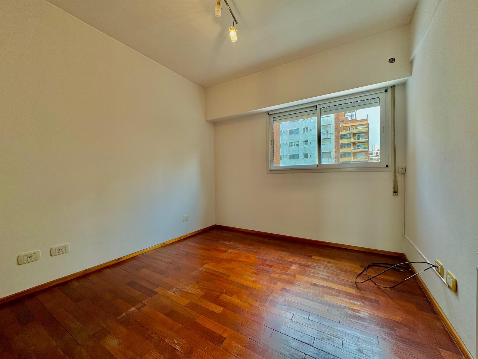 Departamento de dos dormitorios en alquiler  Zona del Rio Centro