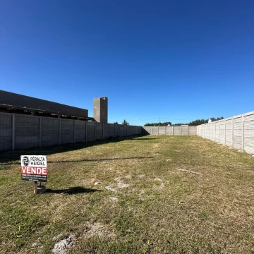 VENDE lote ubicado en General Rojo