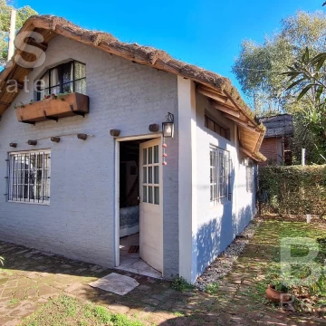 Casa 3 amb con cochera - Loma Verde - Escobar