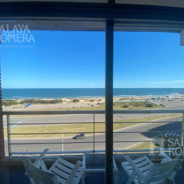Alquiler 3 dormitorios Playa Brava PUNTA DEL ESTE
