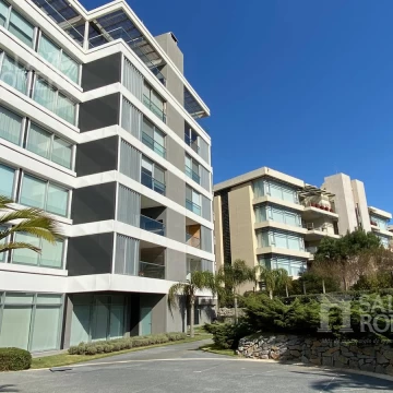 VENTA: APARTAMENTO 4 DORMITORIOS   SERVICIO EXCLUSIVO PLAYA BRAVA PUNTA DEL ESTE