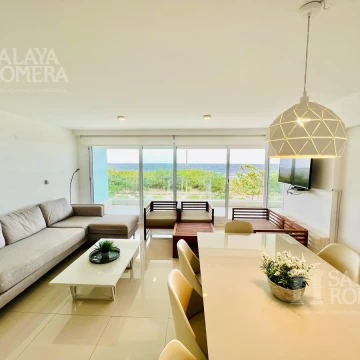 VENTA: 3 DORMITORIOS EN SUITE PRIMERA LINEA MANSA PUNTA DEL ESTE