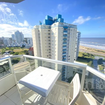 VENTA - 2 DORMITORIOS- SERVICIOS A PASOS DEL MAR - PLAYA BRAVA -  REF:3827488