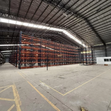 Depósito en Alquiler 4500m2 - Garin - Escobar