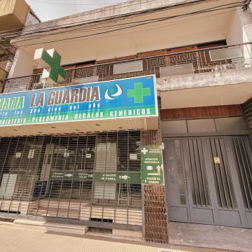 Av. Uriburu 1462 - Casa De 3 Dormitorios Con Local Comercial En Venta - Matheu, Rosario