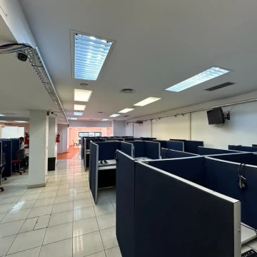 EXCELENTE OFICINA EN ALQUILER - 540 M2