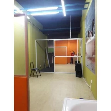 VENTA LOCAL en 2 plantas a metros de 9 de JULIO, LANÚS ESTE
