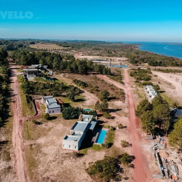 Terreno en barrio privado,acceso a playa , puerto, seguridad