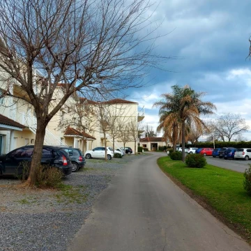 Departamento en  Alto del Molino - venta con renta