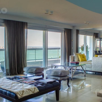 Penthouse en venta Aquarela 3 plantas ascensor privado 4 dormitorios en suite Punta del Este