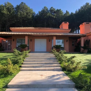 Casa de categoria 4 suites - La pataia