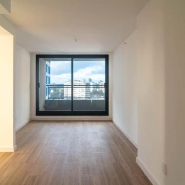 Venta 2 dormitorios  y Garage en Punta del Este