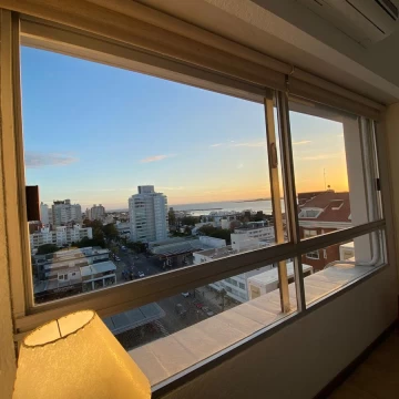Apartamento en Peninsula con vista.