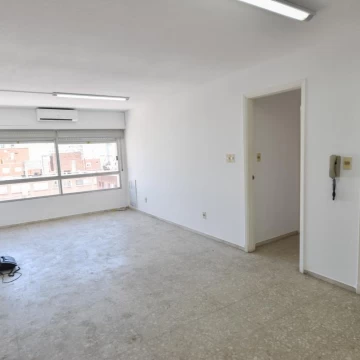 Venta apartamento 3 dormitorios y garaje en Península, Punta del Este