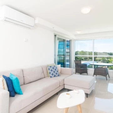 Venta Apartamento 2 Dormitorios y Dependencia Playa Brava, Punta del Este