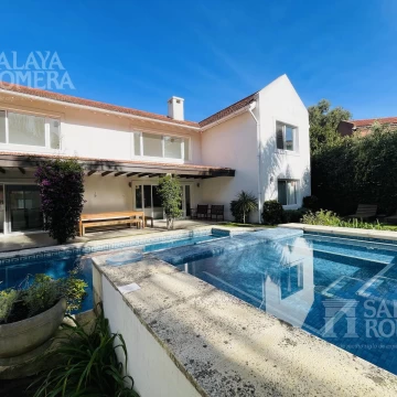 Casa de 5 dormitorios La Barra Montoya Punta del este
