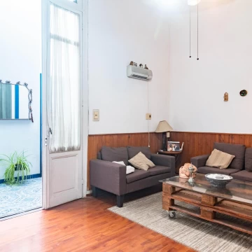 Apartamento de 4 dormitorios y 2 baños en Venta