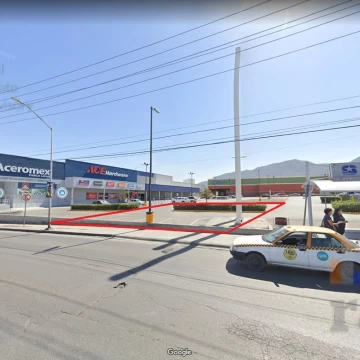 PAD en renta en Av. Maestro Israel Cavazos y Pablo Livas, Guadalupe NL.