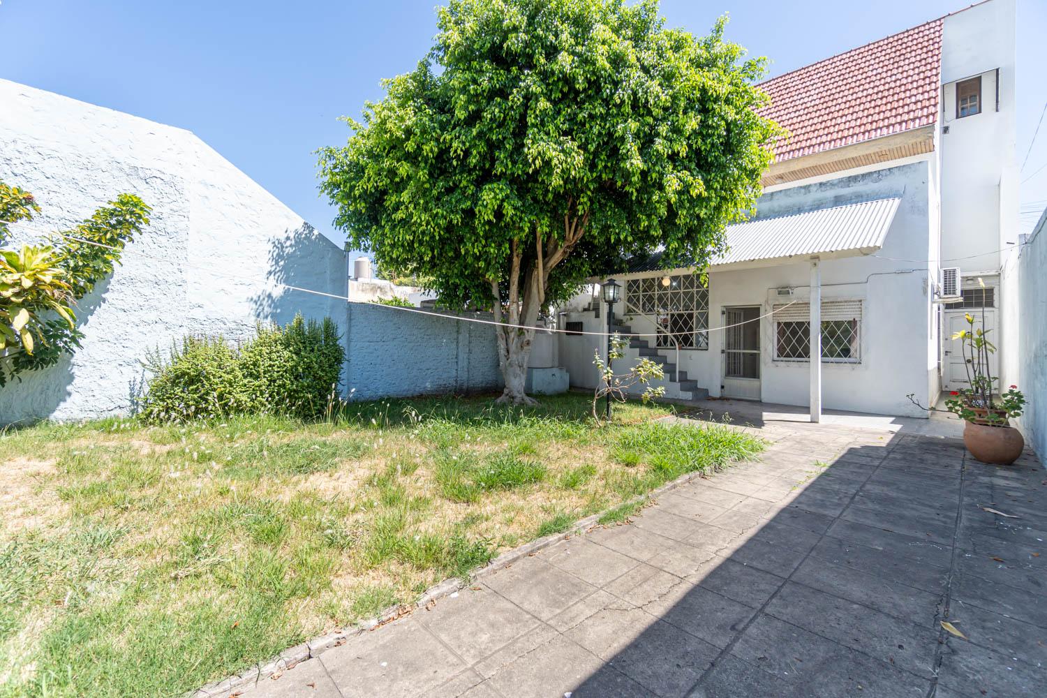Casa de 4 dormitorios en Caseros, foto 4