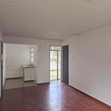 Departamento en Varela al 1300