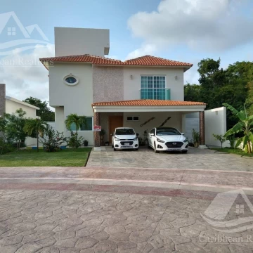 Casa en Venta en Lagos del Sol Cancun