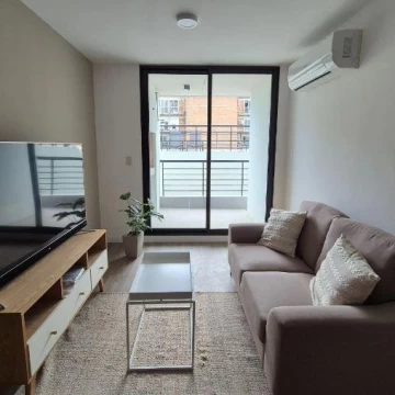 Venta apartamento 1 dormitorio a estrenar con terraza al frente en Centro, Montevideo