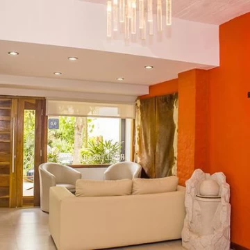 Hotel 30 hab. 2*