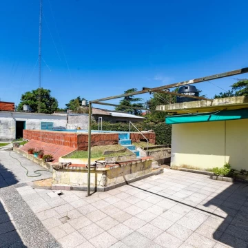 1740078749.jpg