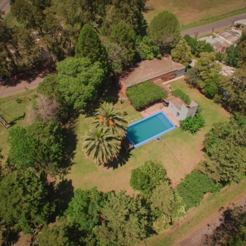 Casa en venta con Pileta Sobre Ruta 18  2143m2 de Terreno ACEPTA PERMUTA