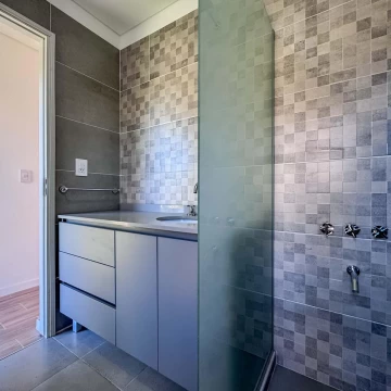 1740586368.jpg