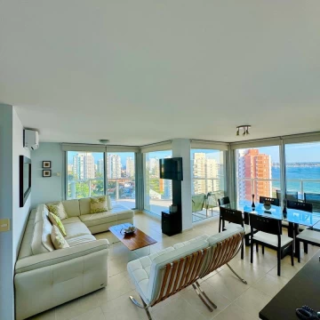 Alquiler Temporal Venta Apartamento 3 suites Punta del Este