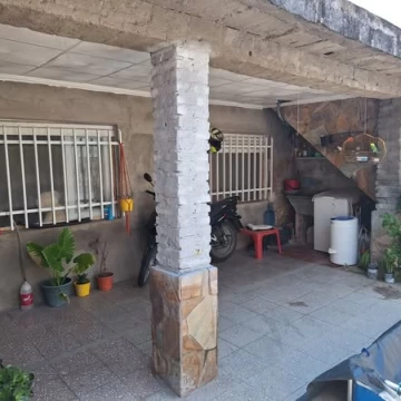 CASA INTERNA DE 2 DORMITORIOS BARRIO  LA FLORIDA