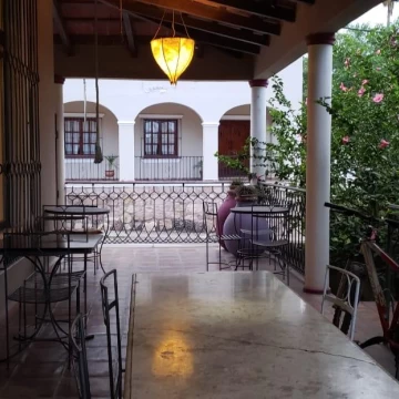 Hosteria