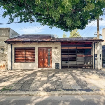 Garzón 600 - Casa de dos dormitorios en venta- Belgrano Rosario