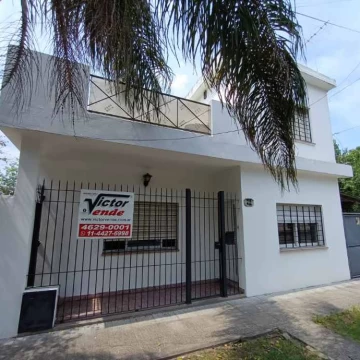 Villa de Lujan 900