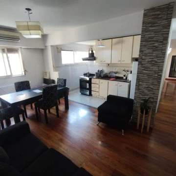 Venta Luminoso Departamento 4 ambientes 3 dormitorios en Avellaneda
