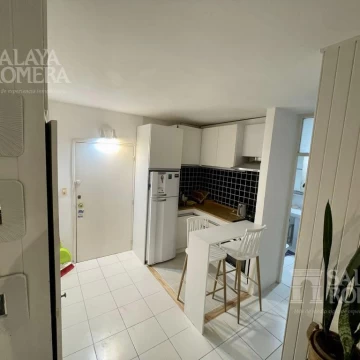 VENTA: APARTAMENTO UN DORMITORIO Y MEDIO CON VISTA AL MAR EN PUNTA DEL ESTE. SAP5123984