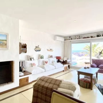 VENTA: 5 DORMITORIOS CON TERRAZA PUNTA DEL ESTE