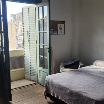 Departamento en VENTA -PERMUTA - Balvanera - once - 4 ambientes - balcón.
