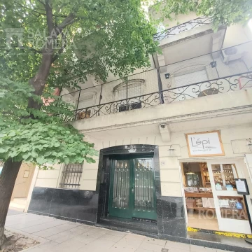 Venta Departamento de estilo  en Planta Baja con patio  Recoleta