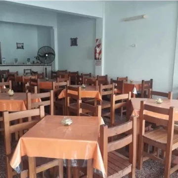 10 hab.  3 Dtos  -  Hospedaje "A"