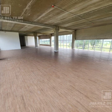 Alquiler Oficina a estrenar en Parque Empresarial Aeropuerto - Plaza Central office