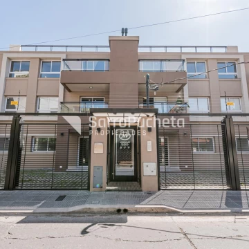 Venta departamento 3 ambientes a estrenar con patio en Ramos Mejía.