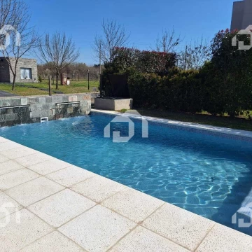 Casa  en Venta en San Eduardo, Pilar del Este, Pilar
